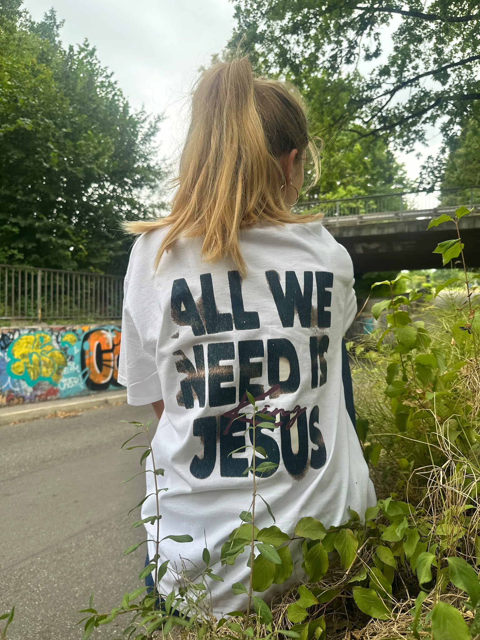 T-Shirt mit Statement (Größe XL).